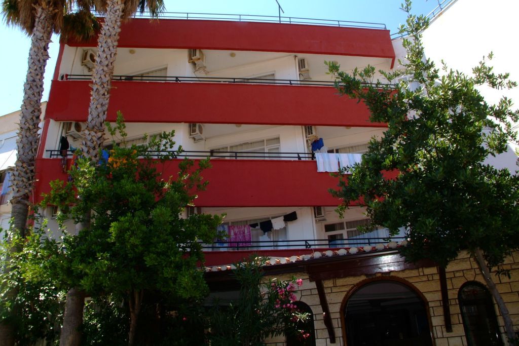 Elit Koseoglu