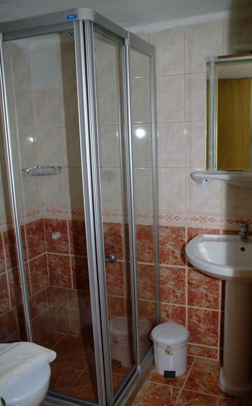 Elit Koseoglu 3* Side